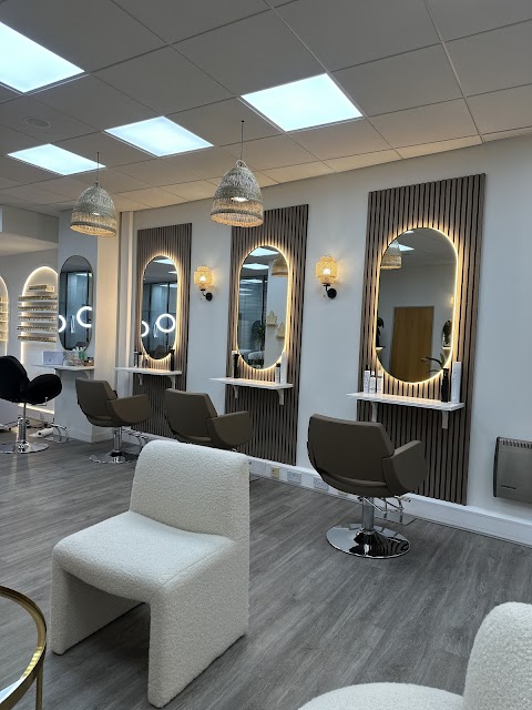 Misha & Eti Beauty Studio, nail salon in Manchester