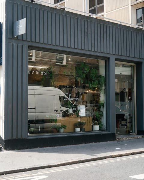Shunji Hair & Makeup Covent Garden, beauty salon in London